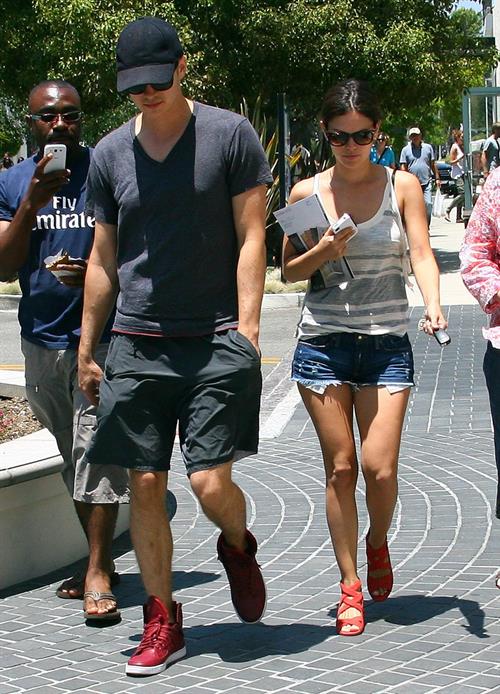 Rachel Bilson - Goes for some shopping with Hayden in L.A. (July 14, 2012)