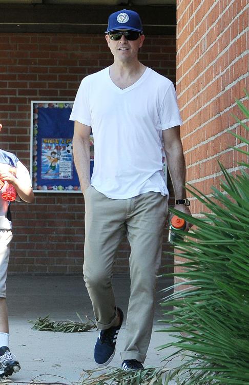 Jim Toth is a talent agent and Reese Witherspoon's husband