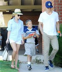Reese Witherspoon Plays football with husband in Los Angeles (May 11, 2013) 