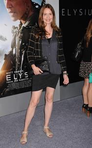 Saffron Burrows  Elysium  Los Angeles Premiere - Westwood, Aug. 7, 2013 