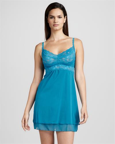 Lisalla Montenegro in lingerie