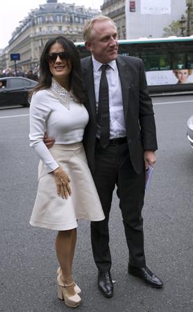 Salma Hayek at the Stella McCartney fashion show at Paris Fashion Week - Sep. 30, 2013 