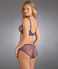 Elisandra Tomacheski in lingerie - ass