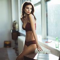Emily Ratajkowski in lingerie