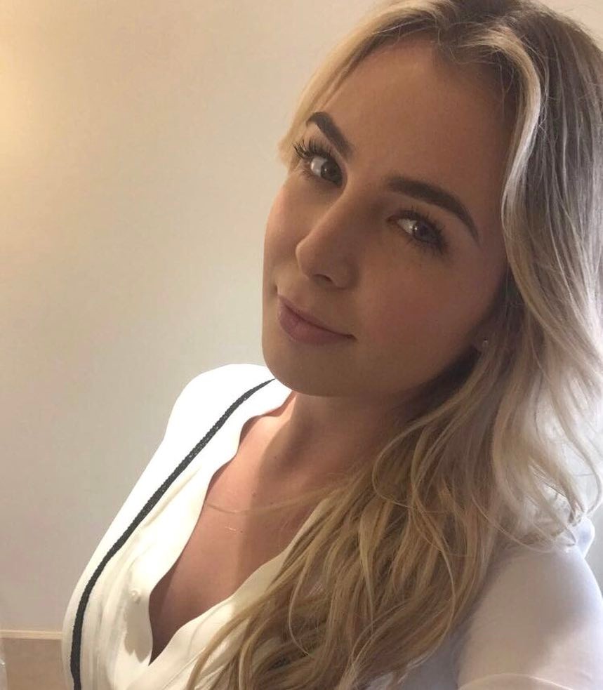 Blair williams selfie