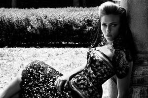 Scarlett Johansson - Victor Demarchelier Photoshoot For Vogue October 2012 