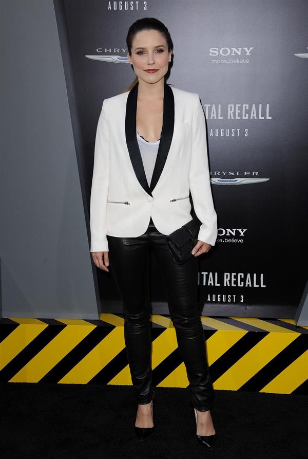 Sophia Bush - Total Recall Los Angeles Premiere Hollywood on August 1, 2012