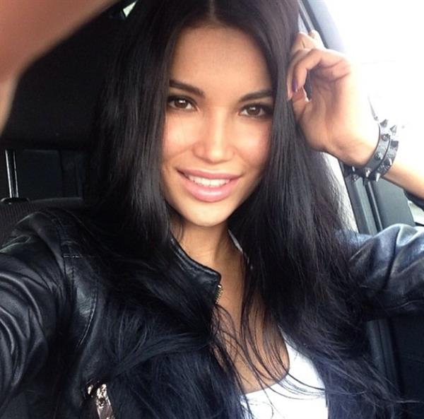 Svetlana Bilyalova taking a selfie