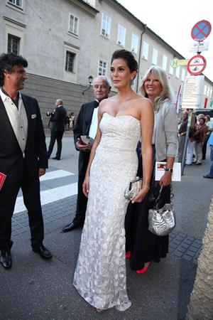 Teri Hatcher - La Boheme Premiere in Salzburg January 8, 2012