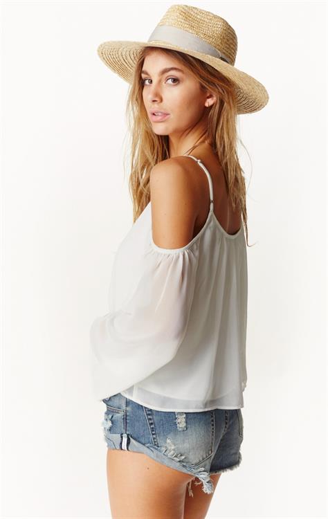 Camila Morrone - ass