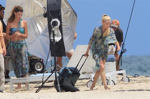 Minka Kelly and Rachael Taylor film Charlie's Angels on a beach in Miami 02-09-11