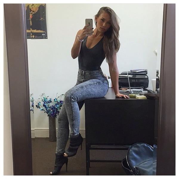 Nicole Mejia taking a selfie