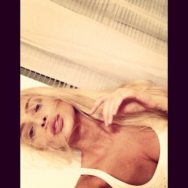 Aljona Shiskova taking a selfie