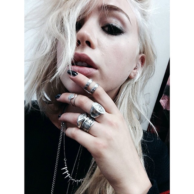 Taylor Godfrey taking a selfie