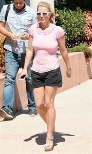 Britney Spears at Wildflour Bakery and Cafe in Agoura, California on August 26, 2014