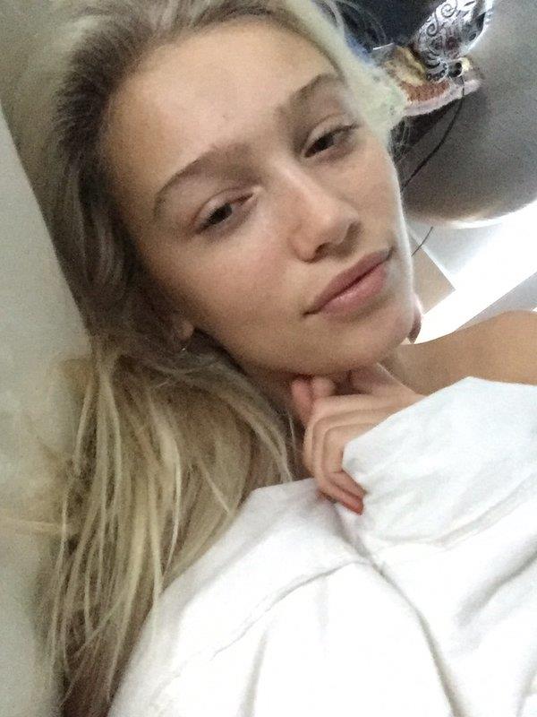 Cailin Russo taking a selfie