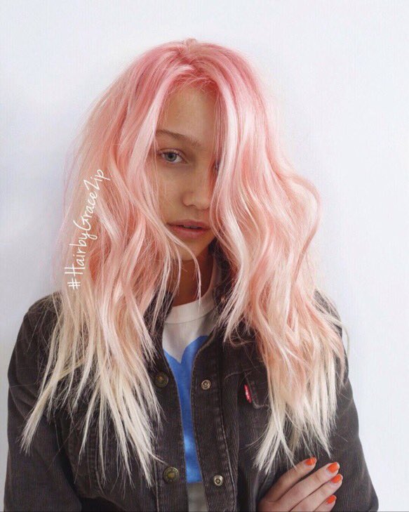 Cailin Russo taking a selfie