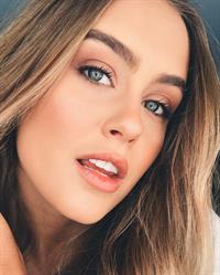 Stephanie Claire Smith