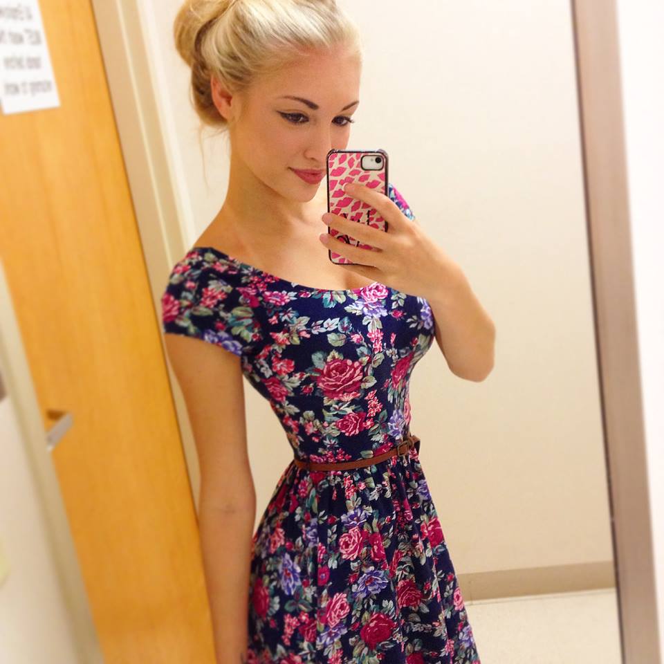 Anna Faith Carlson taking a selfie