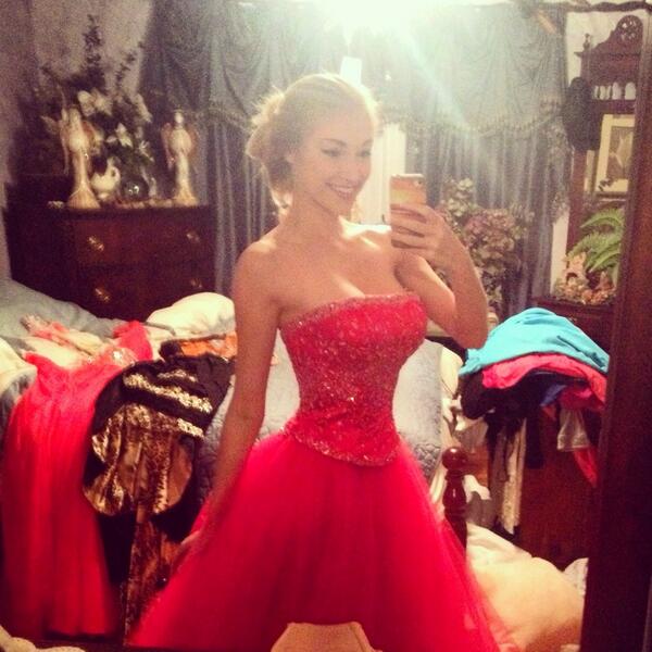 Anna Faith Carlson taking a selfie