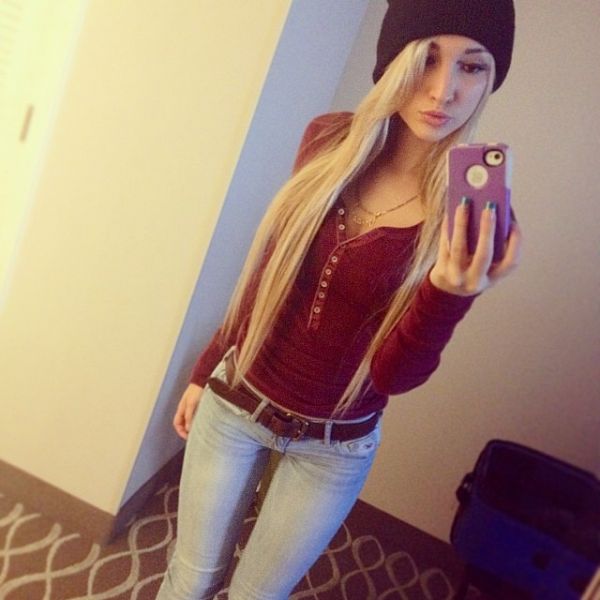 Anna Faith Carlson taking a selfie