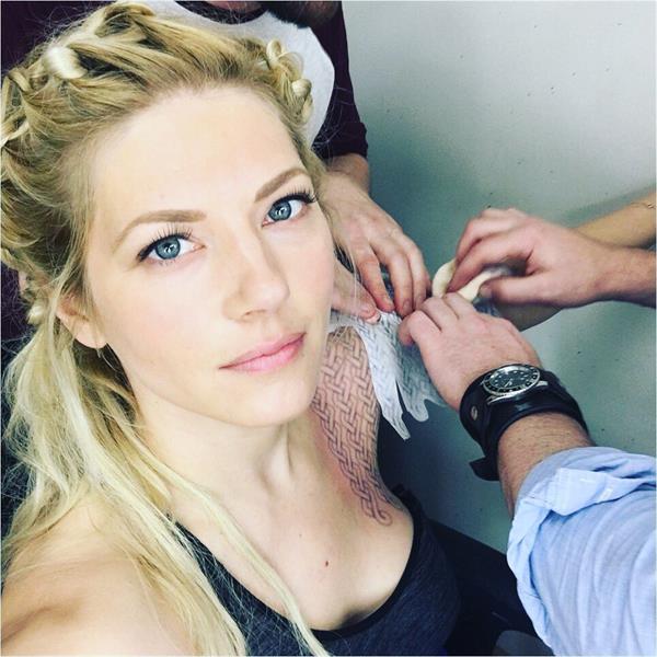 Katheryn Winnick taking a selfie