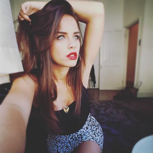 Georgia May Foote taking a selfie