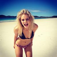 Samara Weaving in a bikini