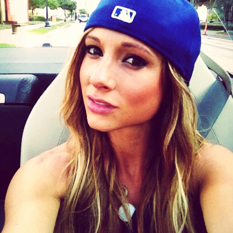 Paige Hathaway taking a selfie