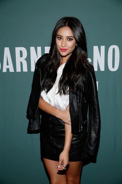 Shay Mitchell