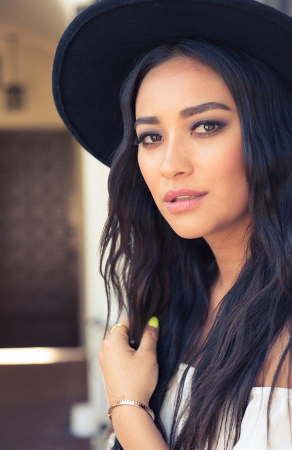 Shay Mitchell