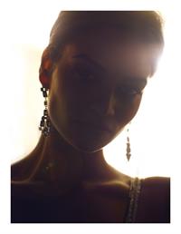 Shanina Shaik taking a selfie