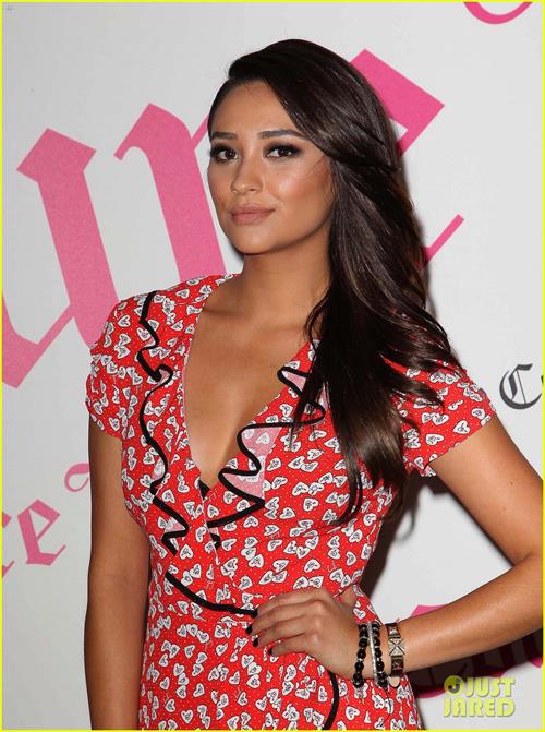 Shay Mitchell