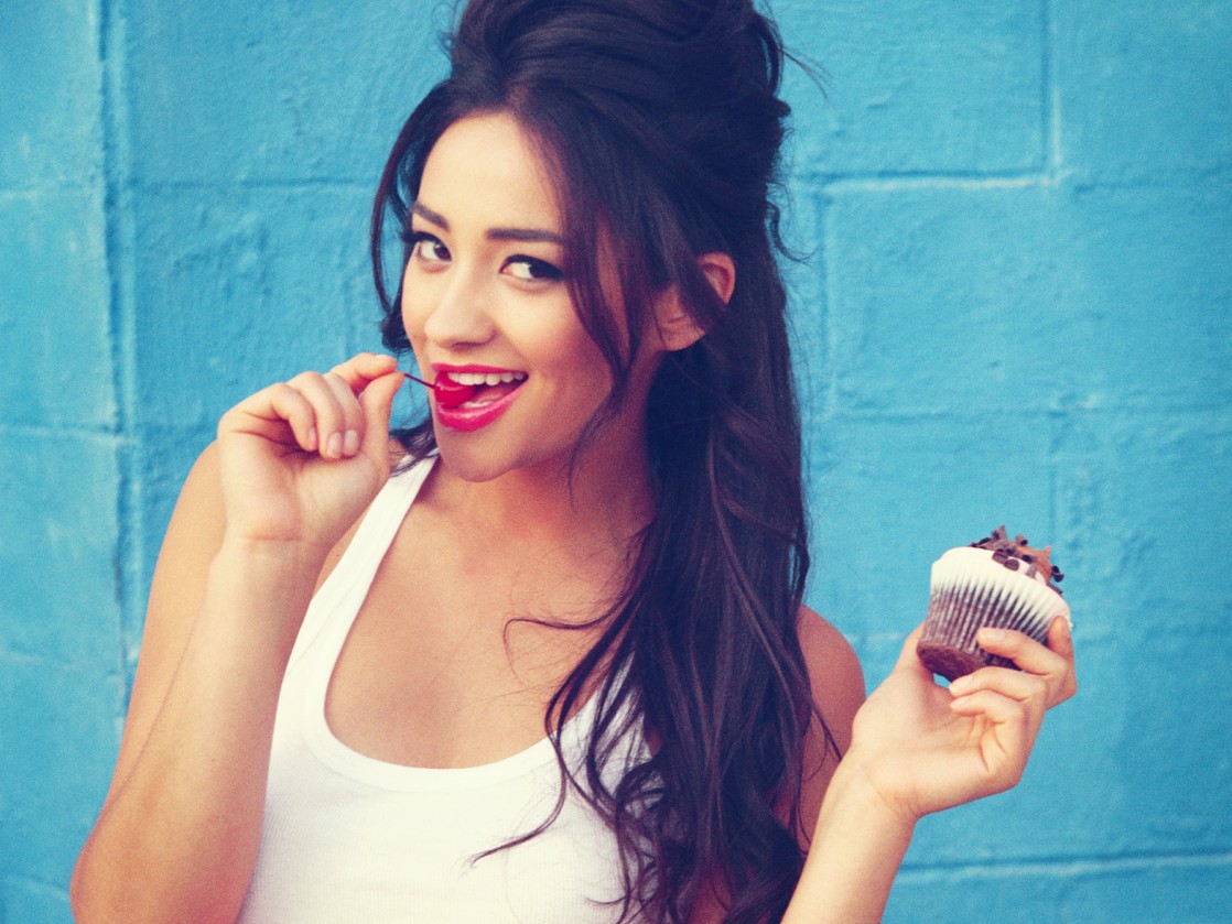 Shay Mitchell