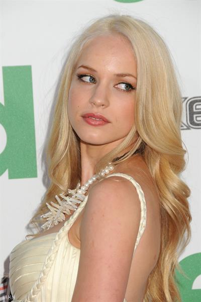 Alexis Knapp