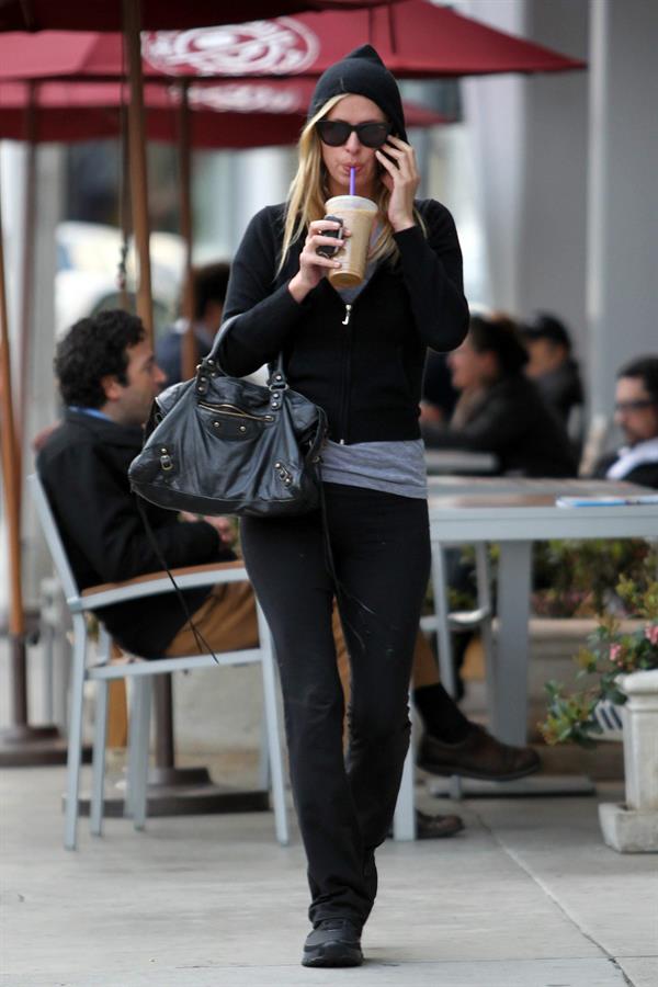 Nicky Hilton Grabs a coffee in L.A. March 6, 2013