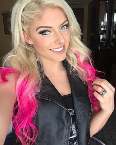 Alexa Bliss taking a selfie