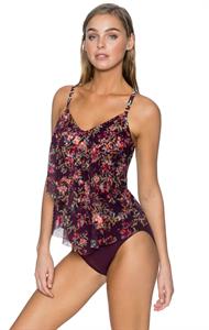 Elizabeth Turner in a bikini