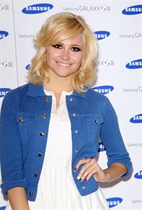 Pixie Lott - Launches the new Samsung Galaxy S3 in London (May 30, 2012)