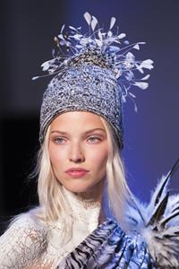 Sasha Luss