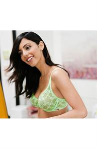 Mayra Suárez in lingerie