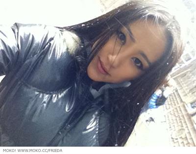 Hu Meng Yuan taking a selfie