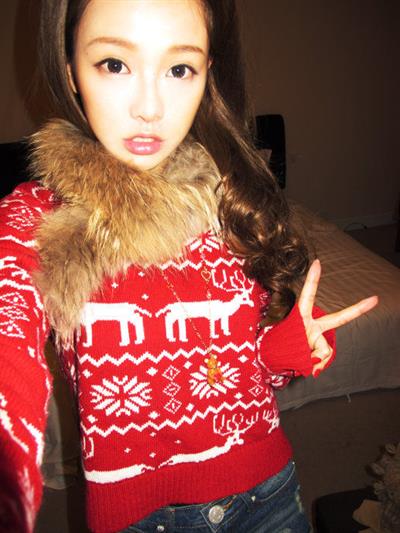 Huang Yi Lin taking a selfie