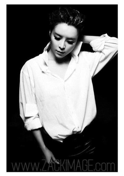 Jingchu Zhang