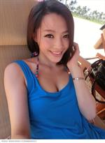 Sheng Xin Ran taking a selfie