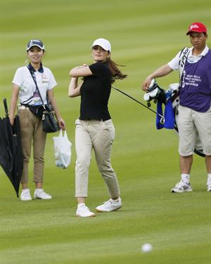 Minka Kelly Mission Hills World Celebrity Pro-Am golf tournament in Haikou - October 20, 2012 