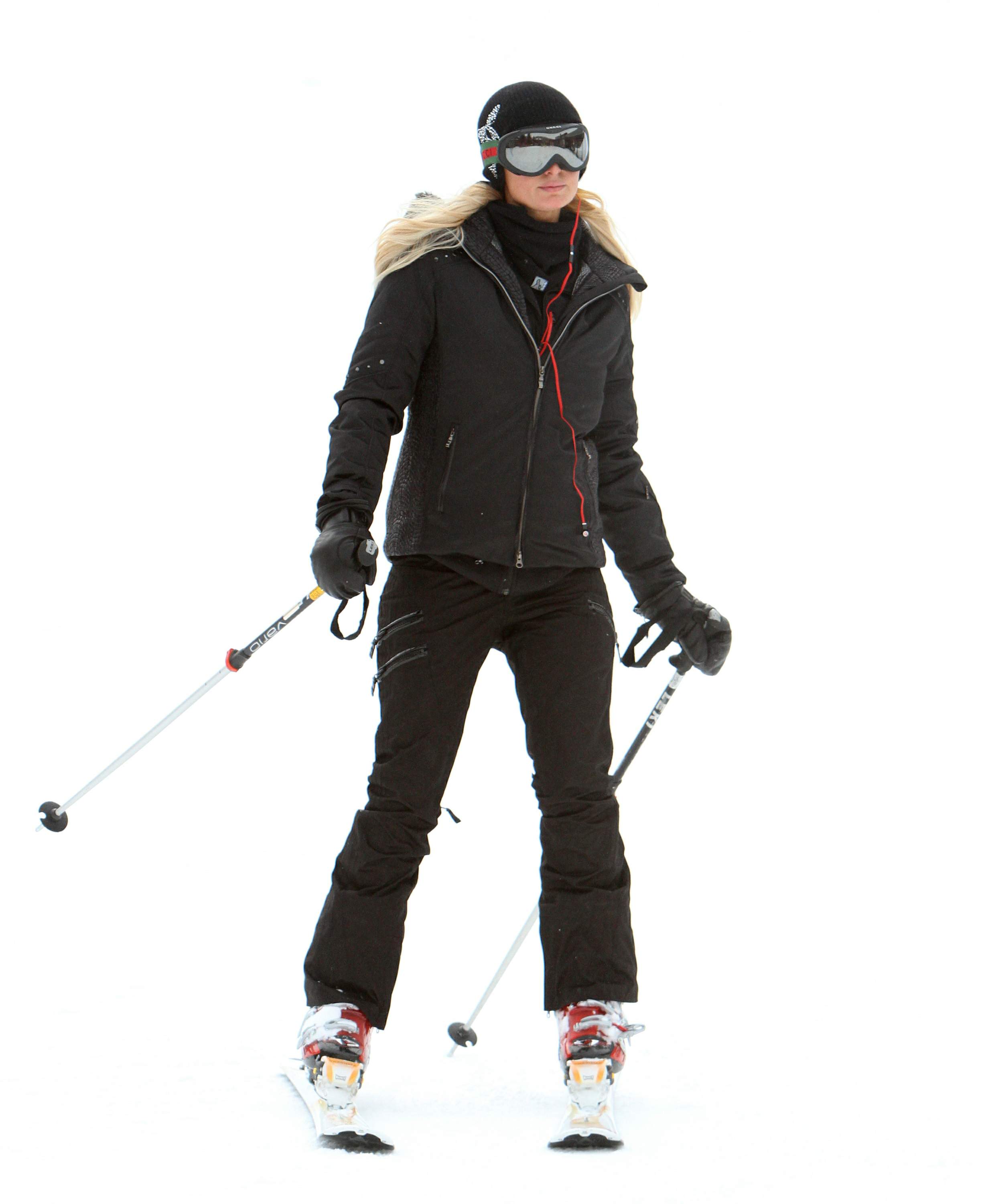 Paris Hilton enjoying a day in the mountains of Aspen December 18, 2012 