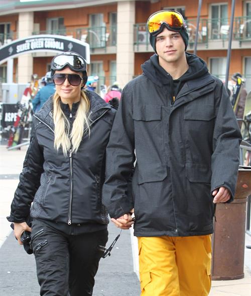 Paris Hilton enjoying a day in the mountains of Aspen December 18, 2012 