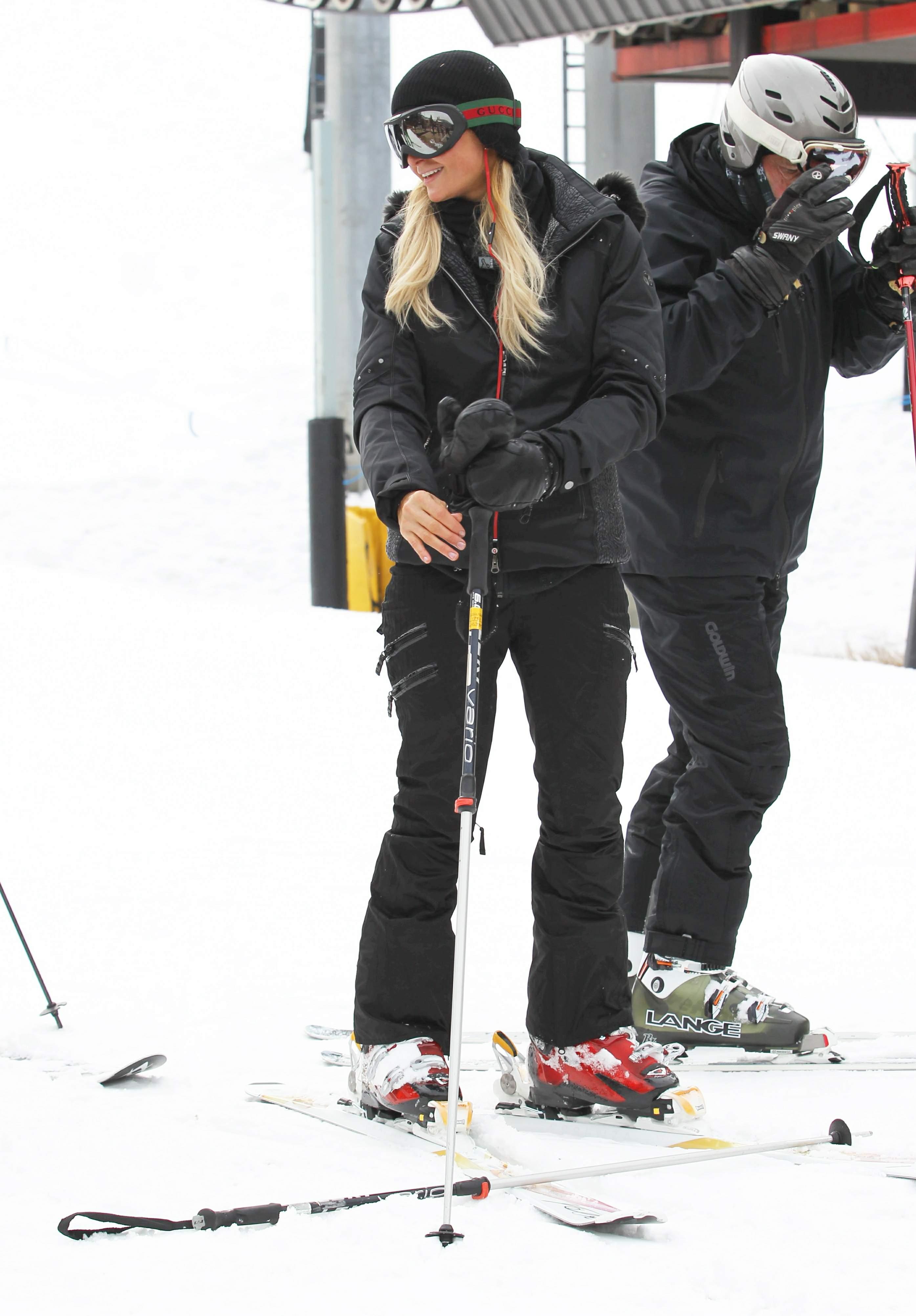 Paris Hilton enjoying a day in the mountains of Aspen December 18, 2012 