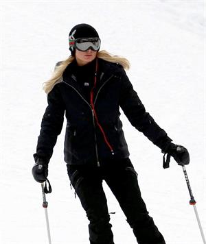Paris Hilton enjoying a day in the mountains of Aspen December 18, 2012 